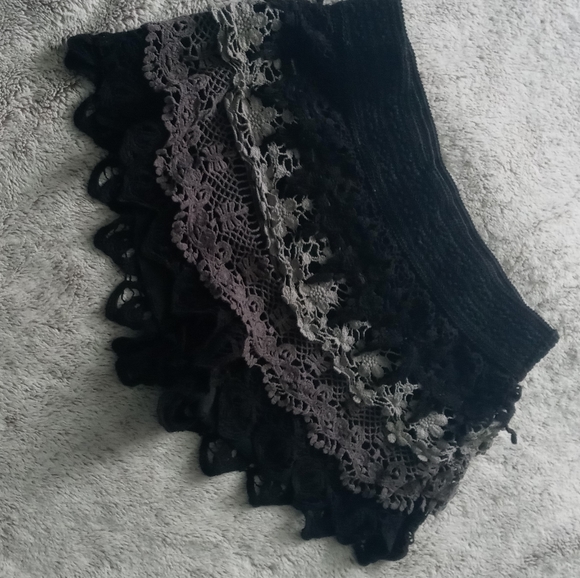 Fun shorts - Picture 2 of 2